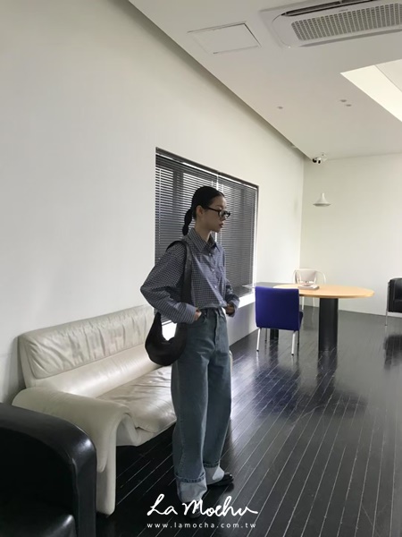 超高腰洗舊牛仔褲